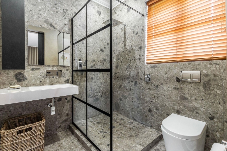 To Let 3 Bedroom Property for Rent in Fresnaye Western Cape